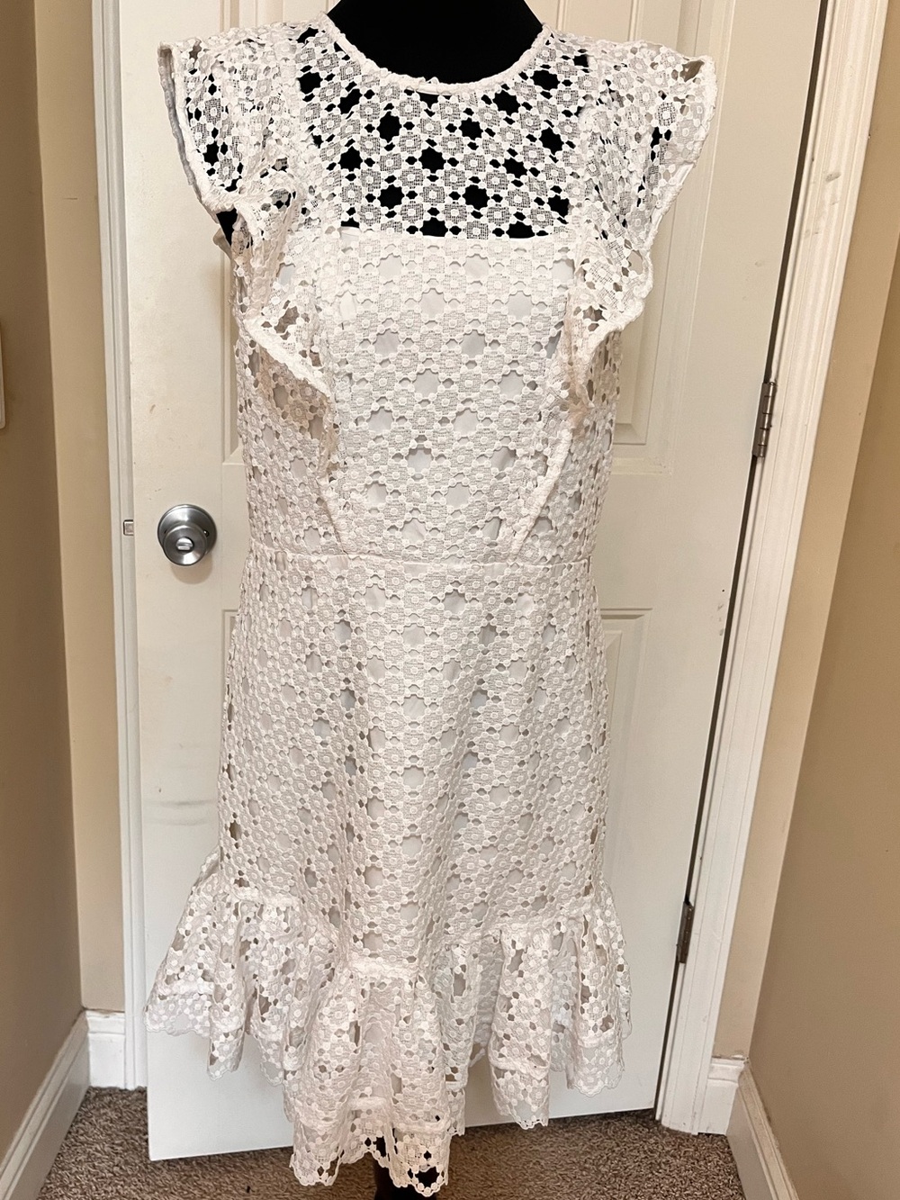 Bardot | White Floral Lace Fit & Flare Dress |  Size 10 |Cocktail Party Wedding